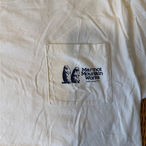 Marmot Oversized Graphic Crop Tee - Picture 2 of 7